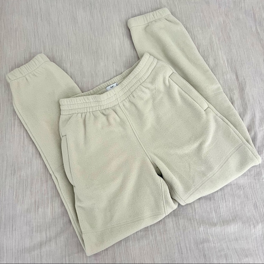 Aritzia TNA Jogger Sweatpants